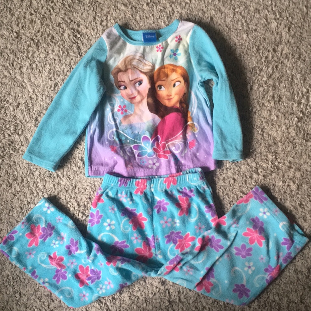 Frozen fleece PJ set